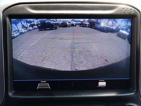 Used 2022 Chevrolet Silverado 1500 LT image 29