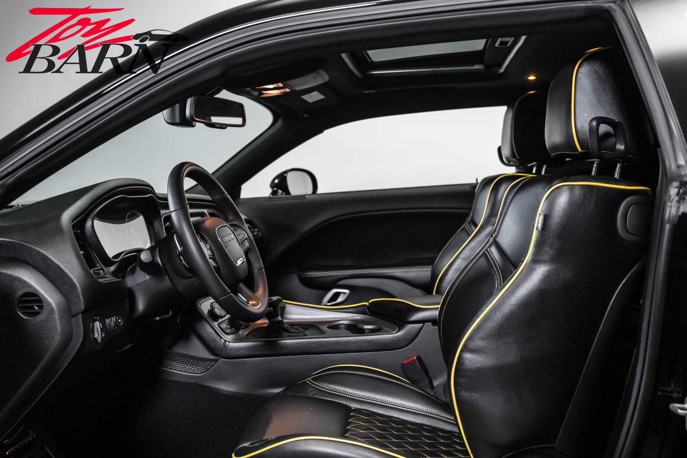 Used 2023 Dodge Challenger R/T Scat Pack RWD image 23