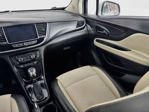 Used 2018 Buick Encore Preferred FWD image 21
