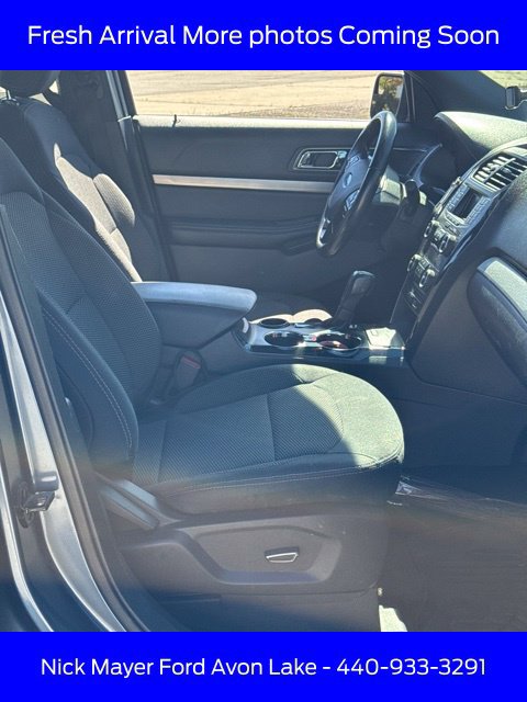 Used 2018 Ford Explorer XLT FWD image 11