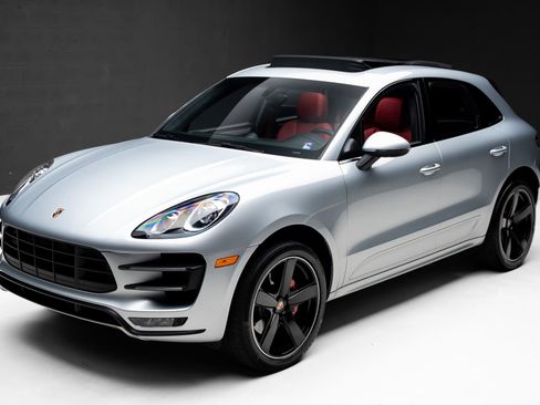Used 2016 Porsche Macan Turbo AWD/4WD image 5