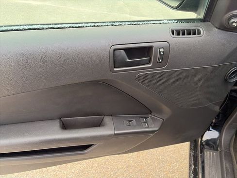 Used 2014 Ford Mustang Convertible w/ Equipment Group 102A image 11