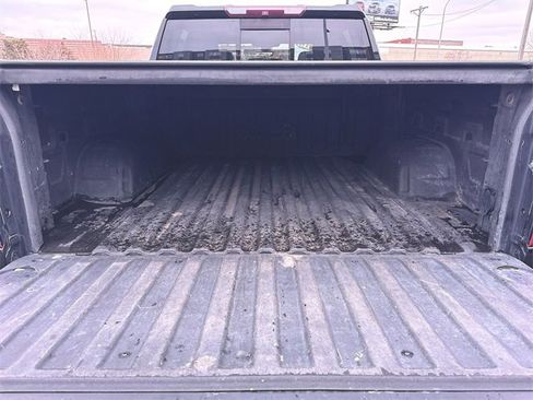 Used 2019 Chevrolet Silverado 1500 High Country w/ Technology Package image 27