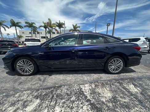 Used 2021 Toyota Avalon Limited w/ Advanced Safety Package FWD image 8