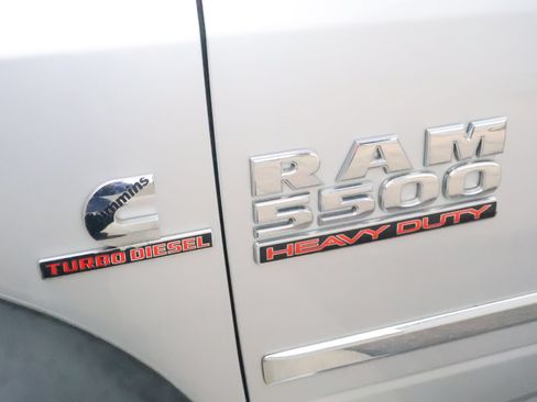 Used 2015 RAM 5500 Tradesman w/ Max Tow Package AWD/4WD image 16