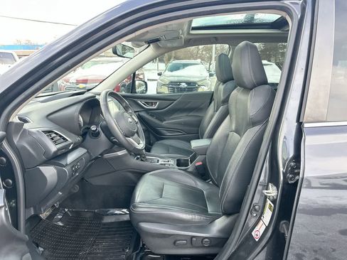Used 2019 Subaru Forester Limited image 21