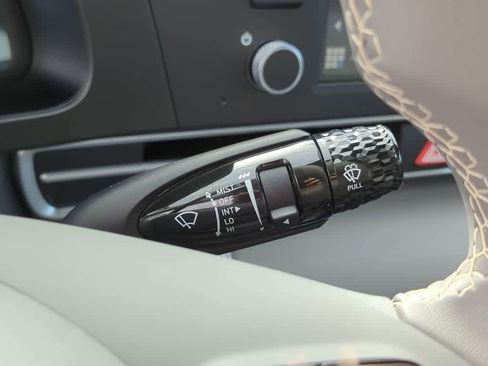 New 2026 Hyundai Elantra Sport FWD image 26