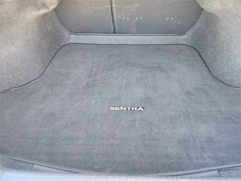 Used 2024 Nissan Sentra SV image 31