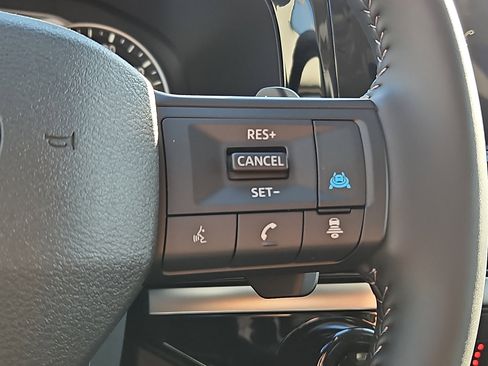 New 2026 Nissan Pathfinder SV image 18