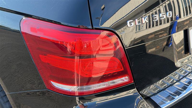 Used 2015 Mercedes-Benz GLK 350 4MATIC image 10