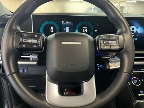 Used 2025 Hyundai Santa Fe SEL image 31