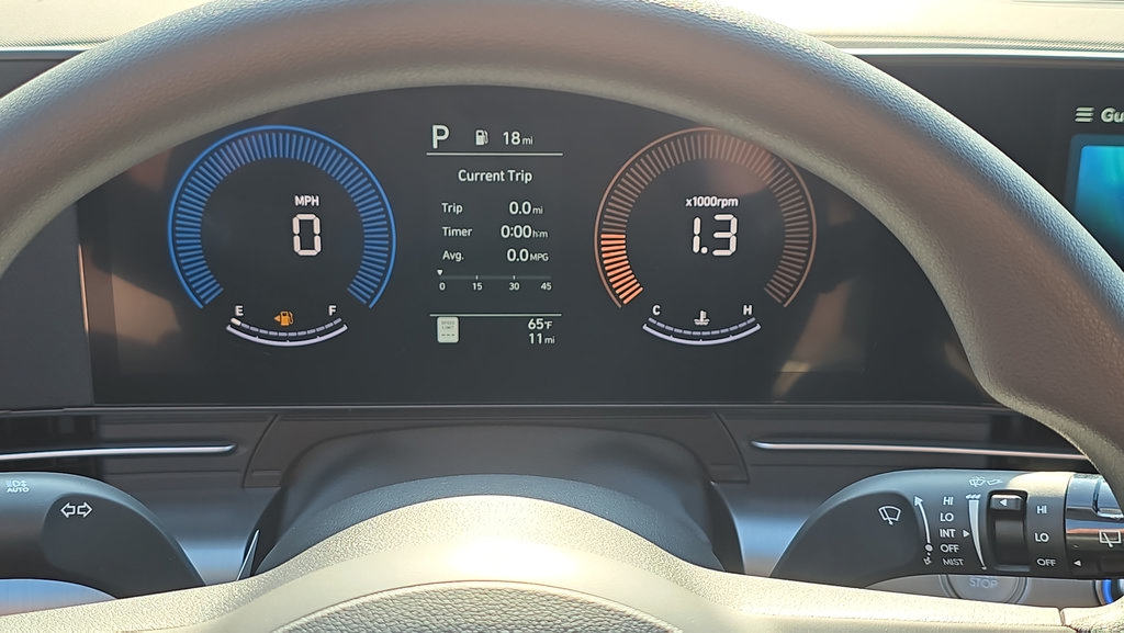 New 2027 Hyundai Kona SE AWD/4WD image 17