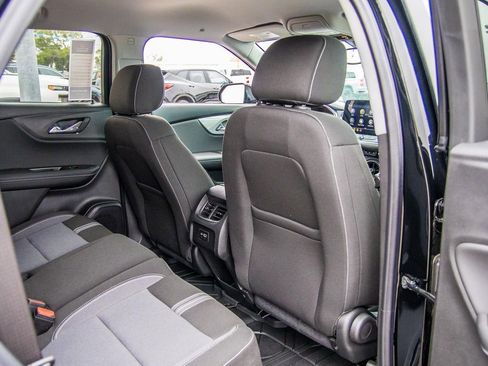 New 2025 Chevrolet Blazer LT w/ Convenience Package FWD image 46