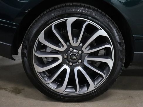 Used 2019 Land Rover Range Rover Long Wheelbase Autobiography image 41
