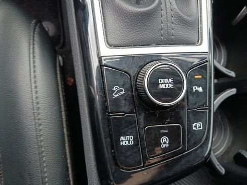 Used 2024 Kia Sportage EX image 32