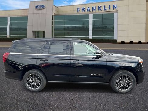 New 2027 Ford Expedition Platinum w/ Driver's Package AWD/4WD image 8
