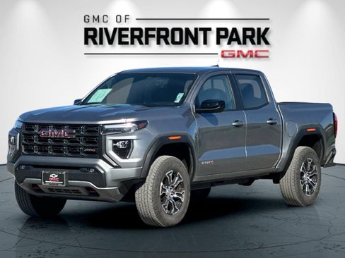 Used 2023 GMC Canyon AT4 w/ AT4 Premium Package AWD/4WD image 7