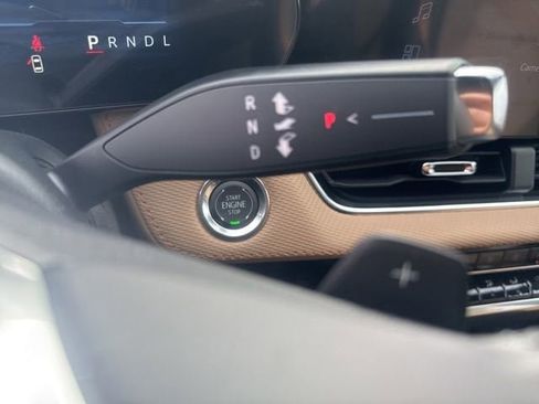 New 2026 Chevrolet Equinox ACTIV AWD/4WD image 19
