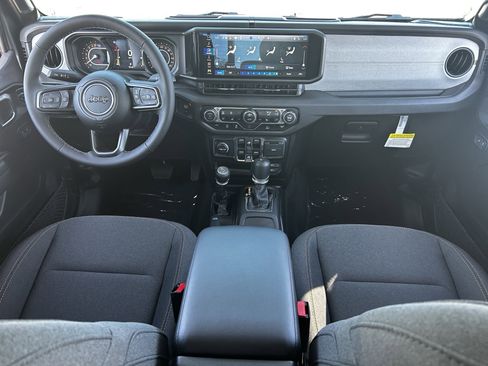 New 2025 Jeep Gladiator Sport AWD/4WD image 12