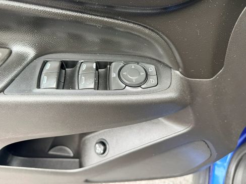 Used 2019 Chevrolet Equinox LT w/ Sun & Navigation Package AWD/4WD image 12