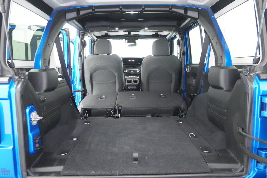 Used 2024 Jeep Wrangler Unlimited Sport AWD/4WD image 22