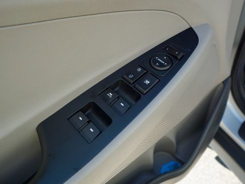 Used 2018 Hyundai Tucson Value image 17