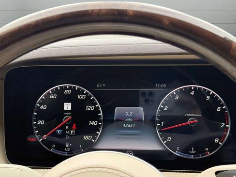 Used 2019 Mercedes-Benz S 560 4MATIC Sedan image 42