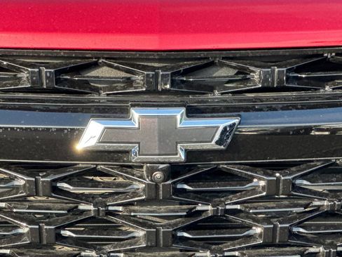 Used 2024 Chevrolet Traverse RS w/ LPO, Floor Liner Package image 42