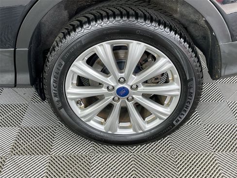 Used 2017 Ford Escape Titanium w/ Equipment Group 301A AWD/4WD image 35