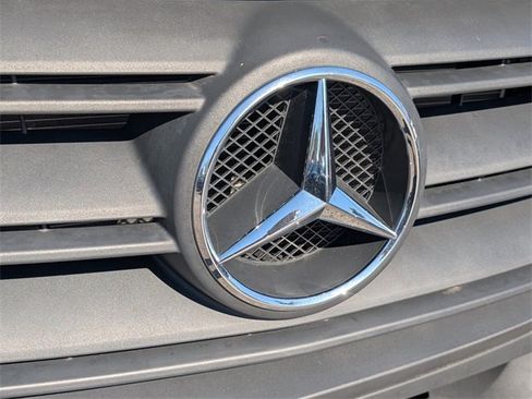 Used 2025 Mercedes-Benz Sprinter 2500 image 13