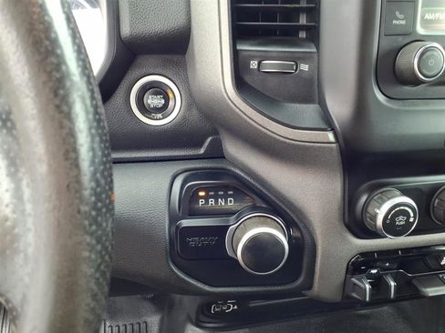 Used 2019 RAM 2500 Tradesman w/ Chrome Appearance Group image 23