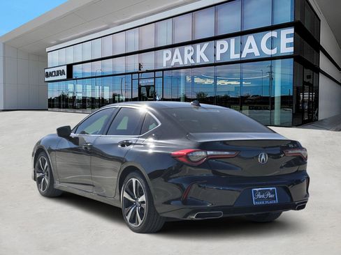 Used 2025 Acura TLX w/ Technology Package image 4