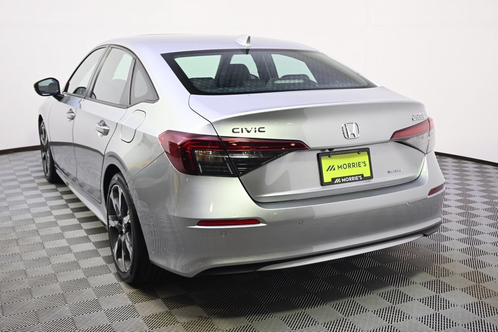 Used 2025 Honda Civic Sport Touring image 4