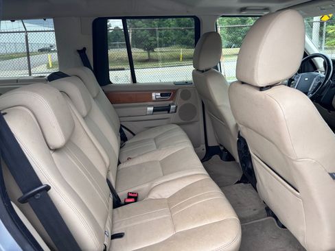 Used 2010 Land Rover LR4 HSE AWD/4WD image 12