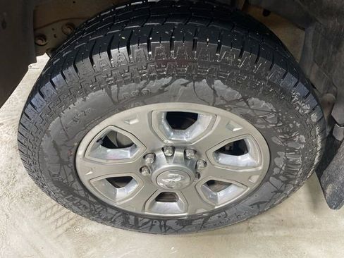 Used 2018 RAM 2500 Laramie AWD/4WD image 10