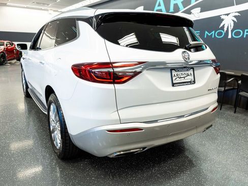 Used 2019 Buick Enclave Premium w/ Experience Buick Package image 9