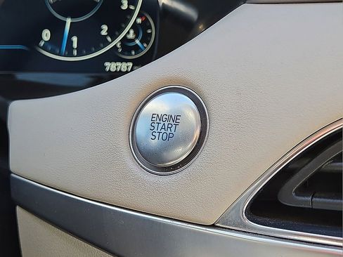 Used 2022 Hyundai Palisade Calligraphy image 30