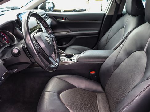 Used 2022 Toyota Camry XSE w/ Carpet Mat Package (TMS) FWD image 22
