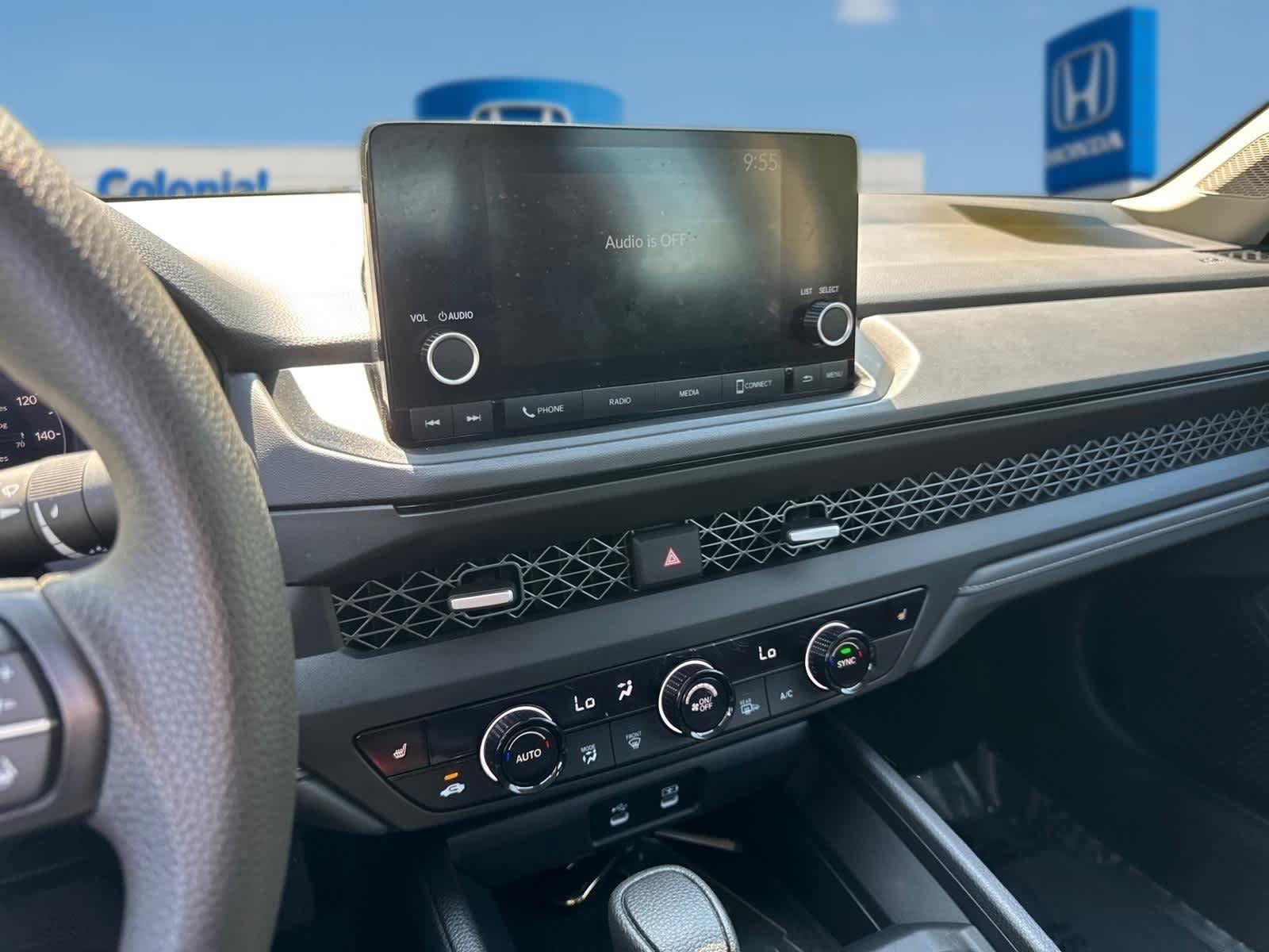 Used 2025 Honda Accord SE image 23