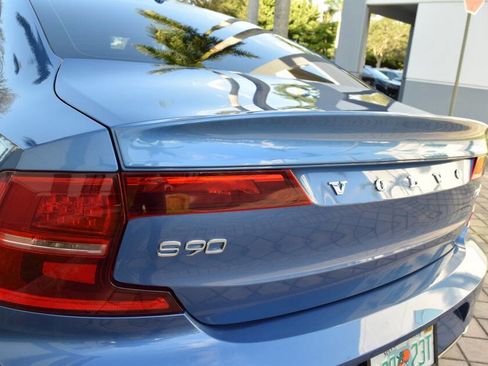 Used 2020 Volvo S90 T6 R-Design image 23