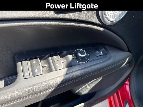 Used 2023 Alfa Romeo Stelvio Veloce AWD/4WD image 9