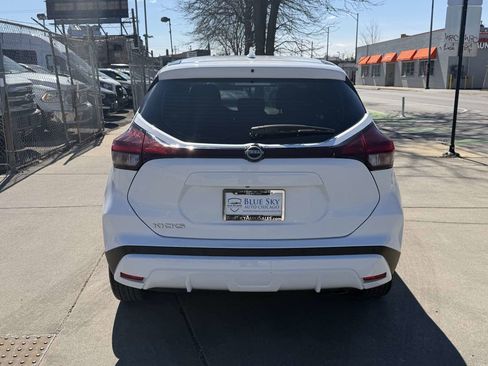 Used 2023 Nissan Kicks S image 6