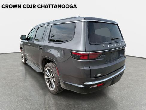 Used 2022 Jeep Wagoneer Series II w/ Premium Group I AWD/4WD image 3
