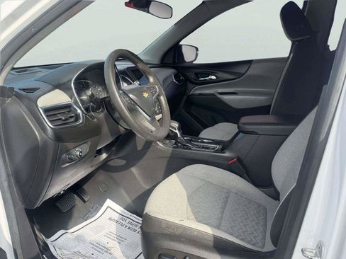 Used 2023 Chevrolet Equinox LS w/ LS Convenience Package FWD image 21
