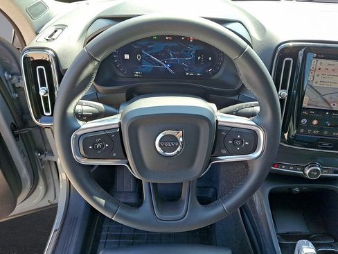 New 2026 Volvo XC40 B5 Plus w/ Protection Package Premier AWD/4WD image 23