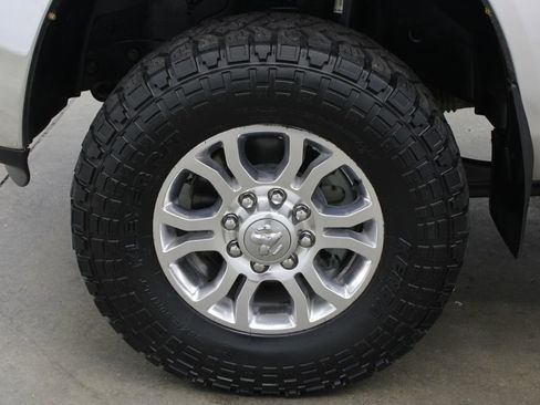 Used 2016 RAM 2500 Laramie AWD/4WD image 26