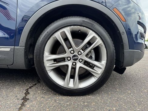 Used 2019 Lincoln MKC Reserve AWD/4WD image 9