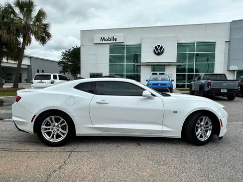 Used 2020 Chevrolet Camaro LS RWD image 5