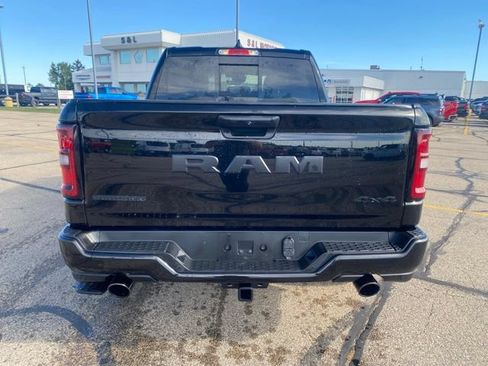 Used 2025 RAM 1500 Big Horn AWD/4WD image 6