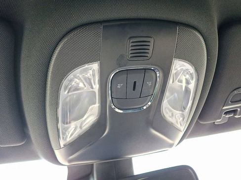 Used 2023 Jeep Compass Limited AWD/4WD image 24